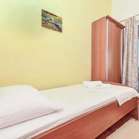 דירה Liki פיסק