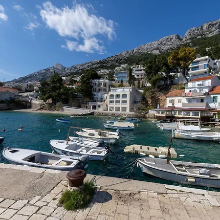 Apartman Liki *