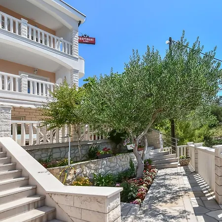 Apartamento Liki Pisak
